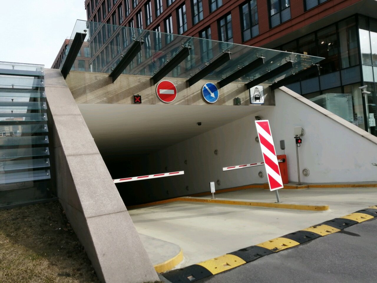 Изменение в сети автомоек (Ленинградский пр. д.72, к.1)